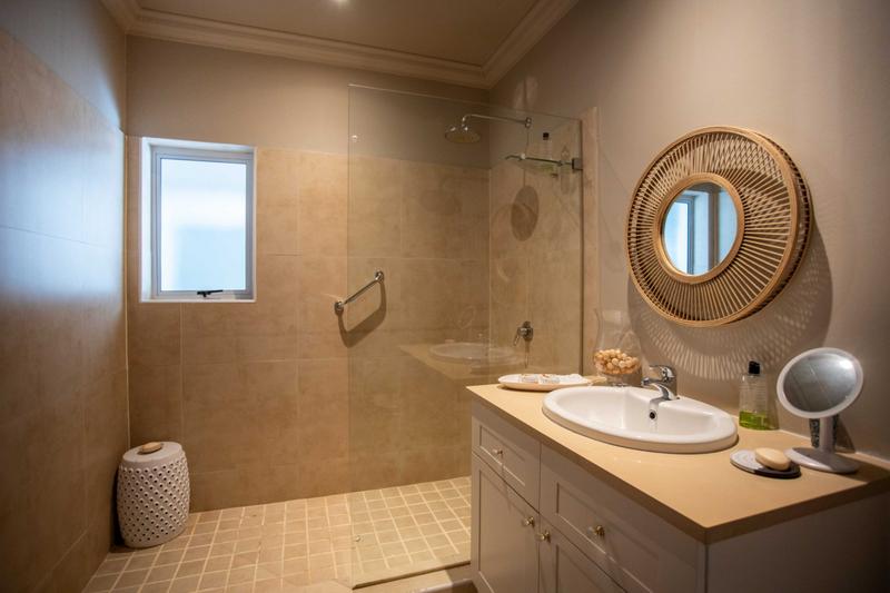 6 Bedroom Property for Sale in Seaside Longships Western Cape